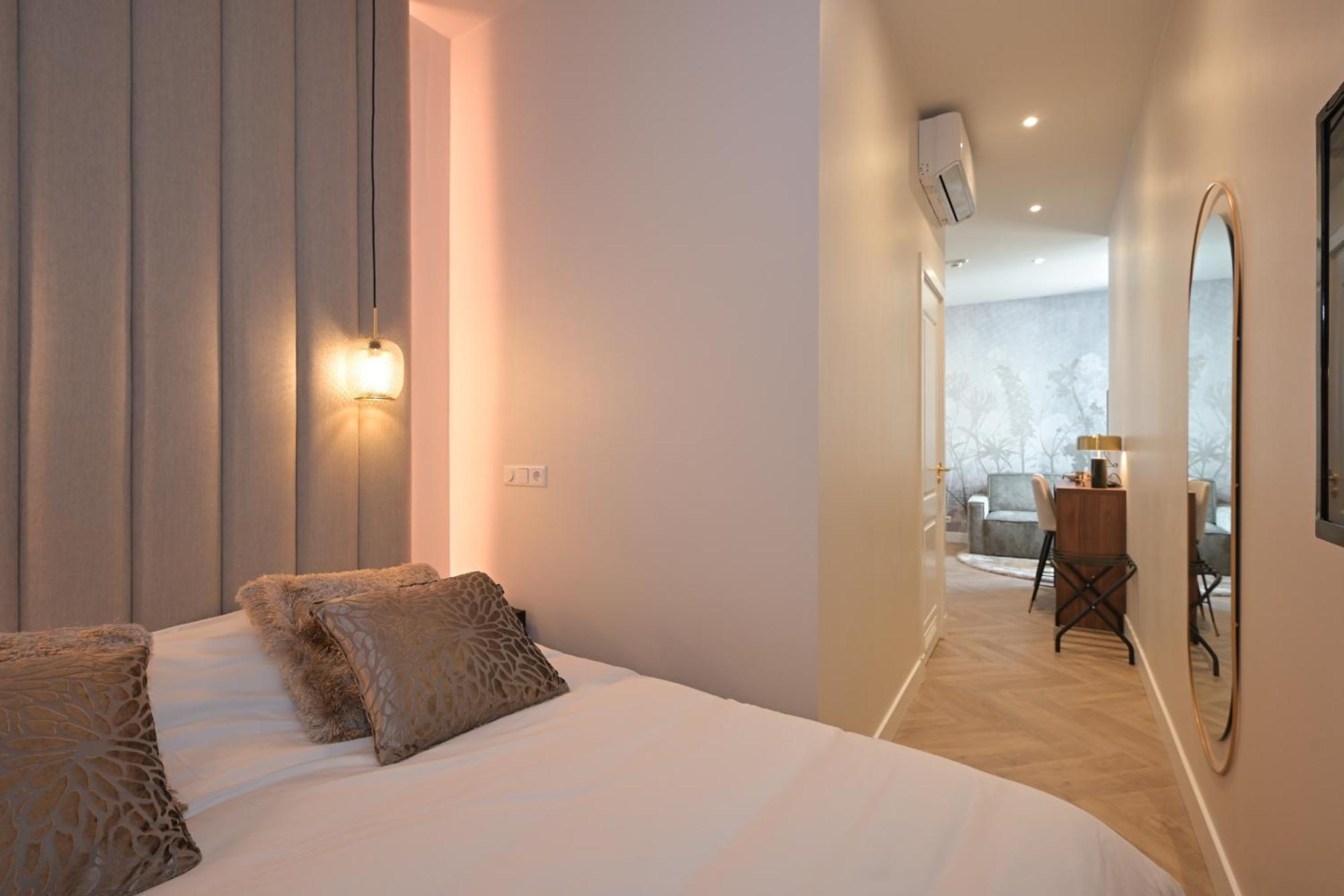Novallure Downtown - Short Stay Apartments The Hague Exterior photo